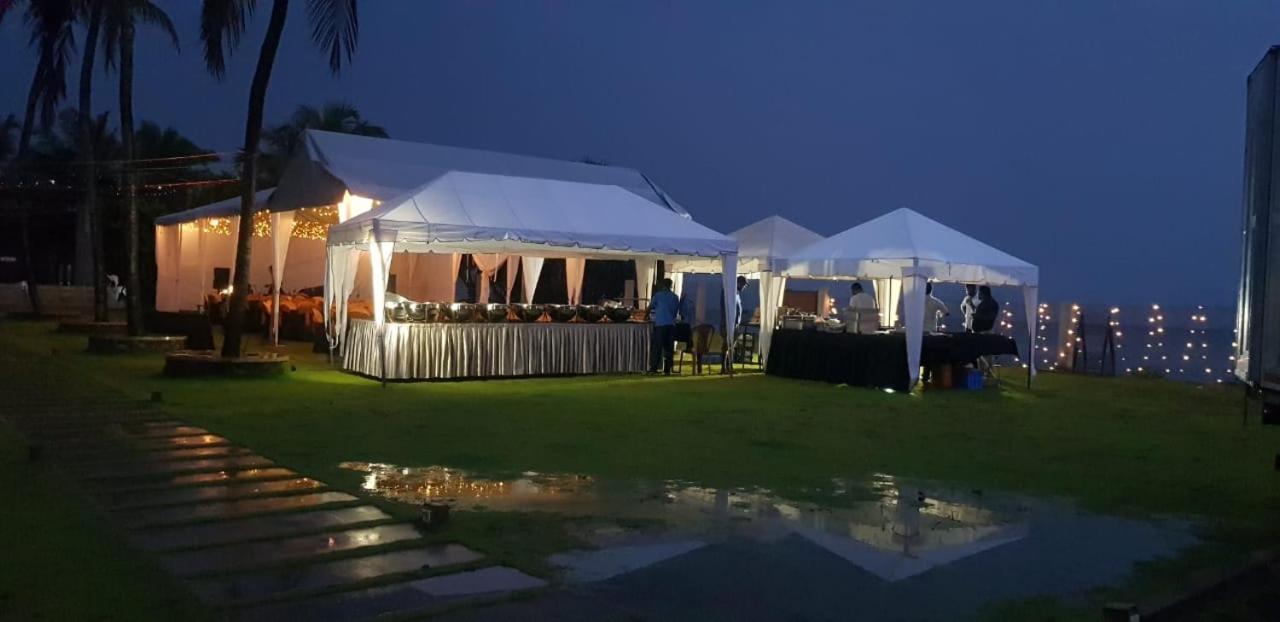 The Lighthouse Negombo Hotel Exterior photo