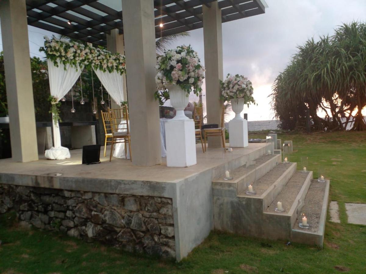 The Lighthouse Negombo Hotel Exterior photo