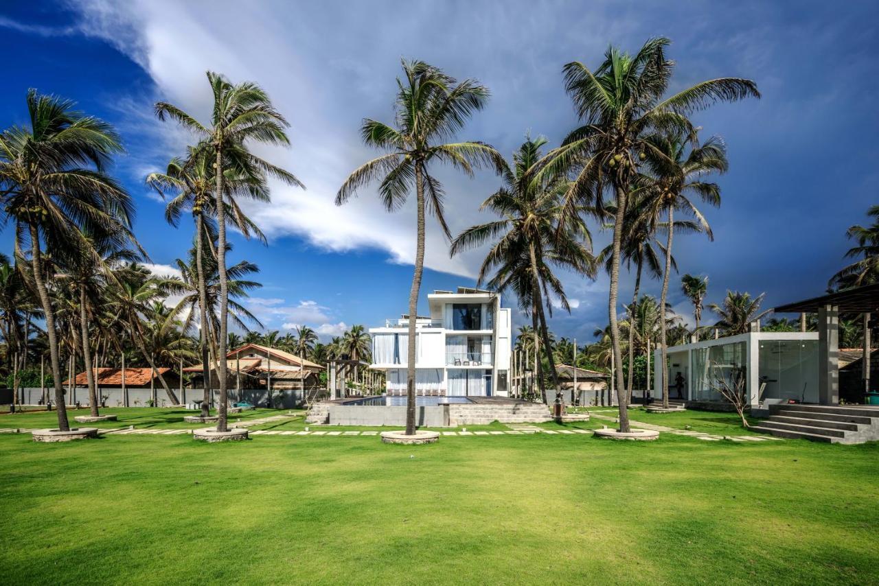 The Lighthouse Negombo Hotel Exterior photo